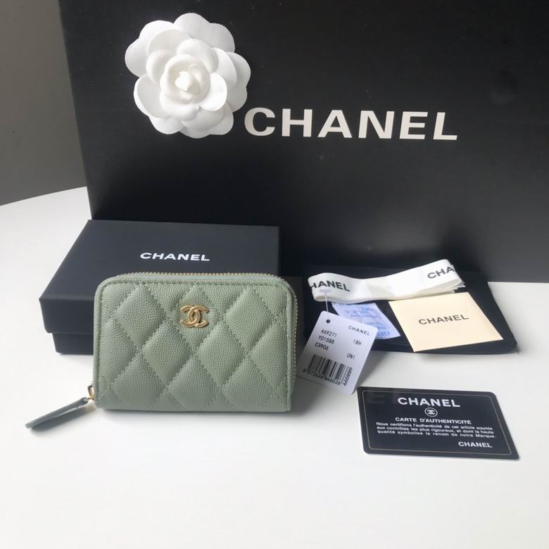 Chanel Classic Zipped Coin Purse in Sage Green Quilted Grained Leather