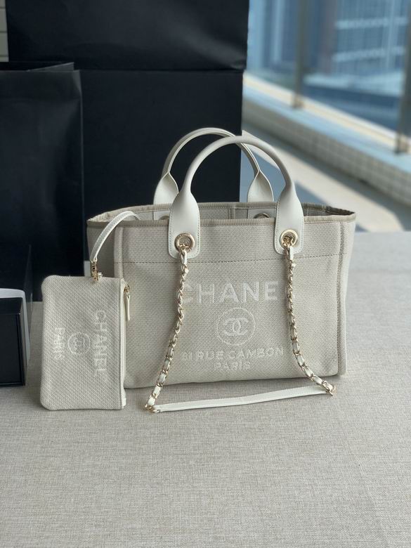 Chanel Deauville · 33×26×15.5 cm