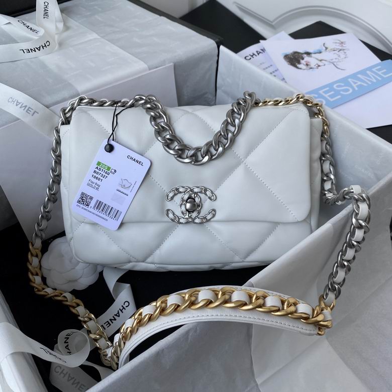 Chanel 19 26cm AL