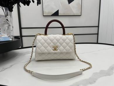 Chanel Coco Handle · 23 cm