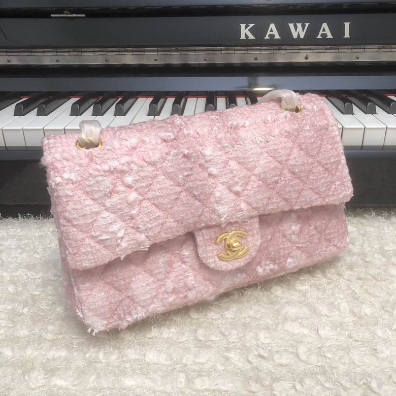 Chanel Classic Flap Medium Shoulder Bag in Pink and White Tweed