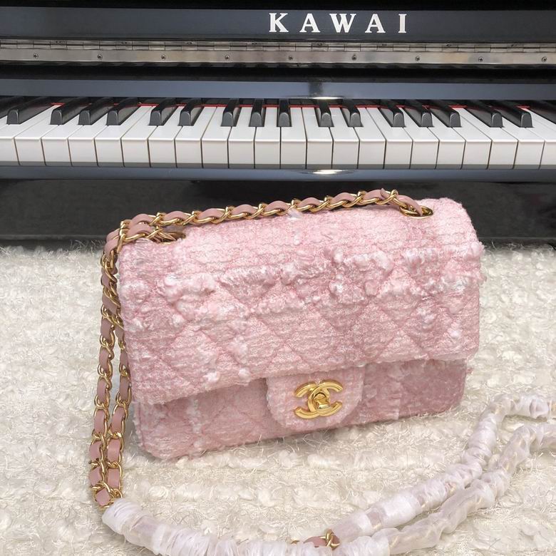 Chanel Classic Flap Mini Shoulder Bag in Pink Tweed with Gold-Tone Hardware