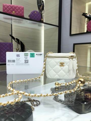 Chanel Mini Vanity Case Crossbody Bag in White Quilted Lambskin with Gold Hardware