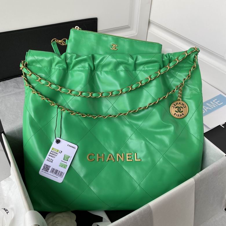 Chanel 22 Medium Drawstring Tote Bag in Green Quilted Leather with Gold Hardware