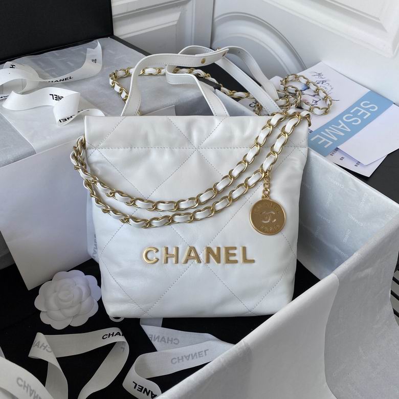Chanel 22 Mini Handbag in White Quilted Leather with Gold Chain