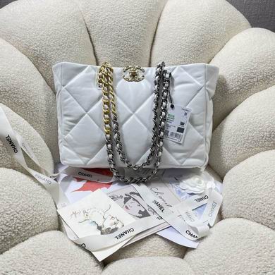 Chanel 19 Shopping Tote Bag in White Quilted Leather with Mixed-Metal Chain