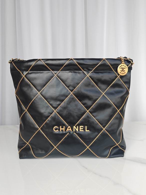Chanel 22 Medium Hobo Bag in Black Shiny Leather with Gold Topstitching