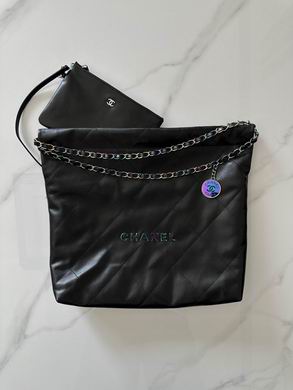 Chanel 22 Large Hobo Tote Bag in Black Quilted Leather with Iridescent Charm