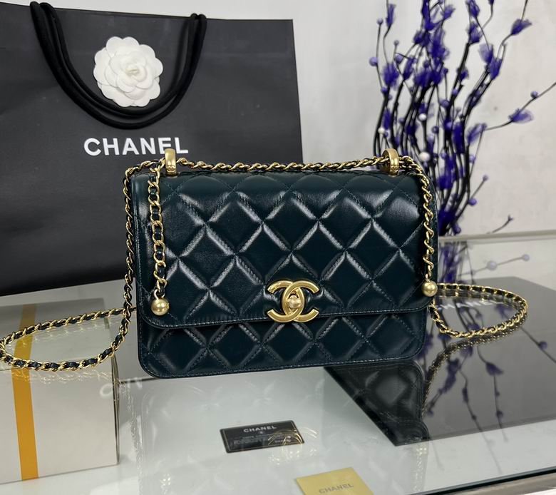 Chanel Quilted Flap Chain Shoulder Bag in Dark Green Leather with Gold Hardware