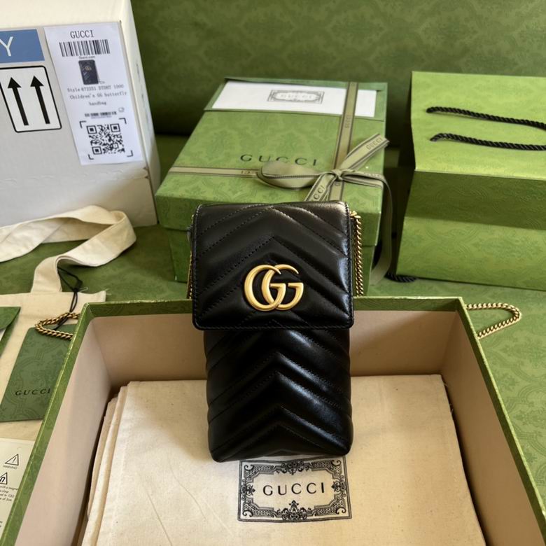 Gucci GG Marmont Mini Phone Bag in Black Matelassé Chevron Leather