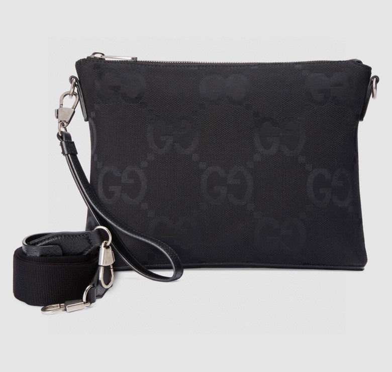 Gucci Jumbo GG Medium Messenger Crossbody Bag in Black Canvas