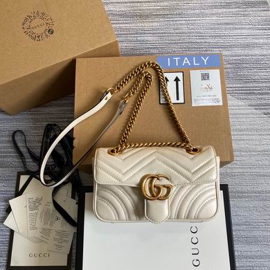 Gucci GG Marmont Mini Matelassé Shoulder Bag in White Chevron Leather