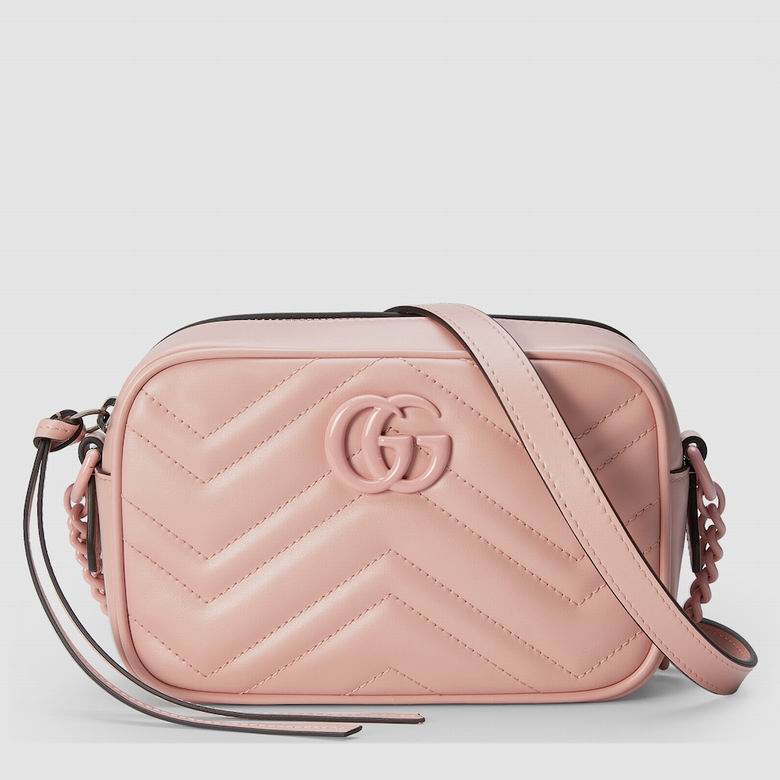 Gucci GG Marmont Mini Matelassé Shoulder Bag in Pink Chevron Leather