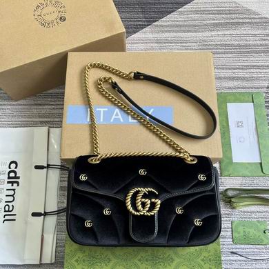 Gucci GG Marmont Small Matelassé Shoulder Bag in Black Velvet
