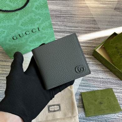Gucci GG Marmont Bi-Fold Leather Wallet in Dark Grey Grained Leather