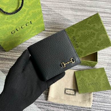 Gucci Horsebit 1955 Bi-Fold Wallet in Black Grained Leather with Gold Hardware