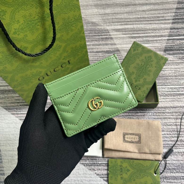 Gucci GG Marmont Card Case Wallet in Green Matelassé Leather