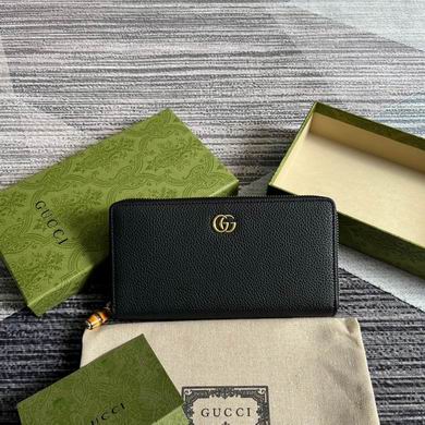 Gucci GG Marmont Zip-Around Wallet in Black Grained Leather