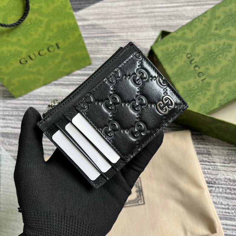 Gucci Signature Zip Card Case Wallet in Black GG Embossed Leather