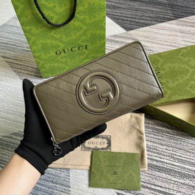Gucci Blondie Zip-Around Wallet in Taupe Green Diagonal Quilted Leather