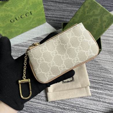 Gucci GG Supreme Zip Key Pouch Coin Purse in Beige and White Canvas