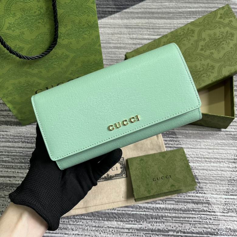Gucci Script Continental Flap Wallet in Mint Green Textured Leather