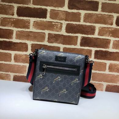 Gucci Small Messenger Bag in Black GG Supreme Canvas with Tiger Print