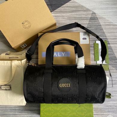 Gucci Off The Grid Duffle Bag in Black GG Nylon