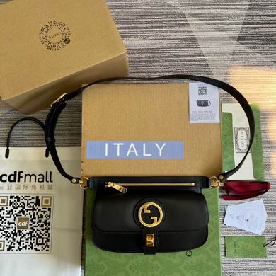 Gucci Blondie Shoulder Bag in Black Leather with Interlocking G