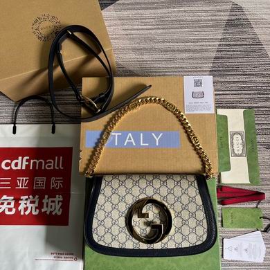 Gucci Blondie Shoulder Bag in Beige GG Supreme Canvas with Navy Leather Trim