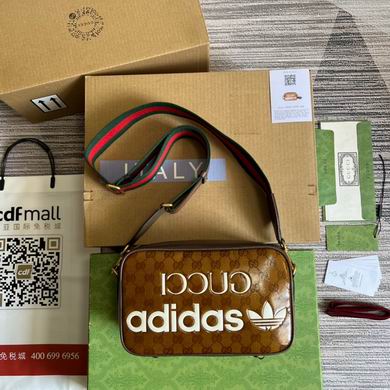 Gucci x adidas GG Supreme Canvas Crossbody Camera Bag in Brown
