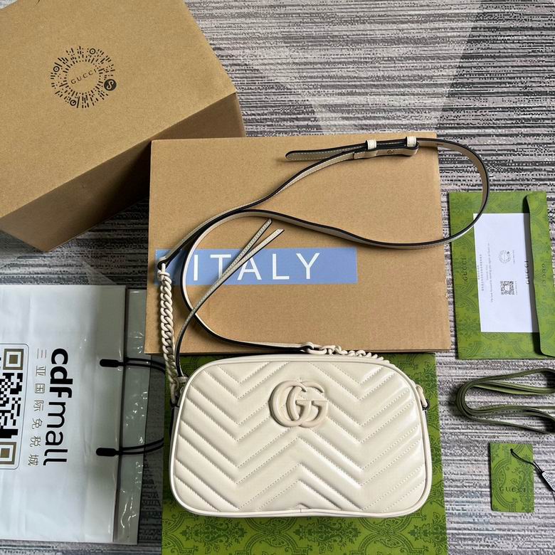 Gucci GG Marmont Small Matelassé Shoulder Bag in White Chevron Leather