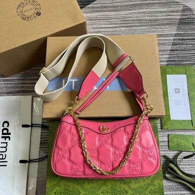Gucci GG Matelassé Small Shoulder Bag in Pink Leather with Chain Strap