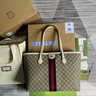 Gucci Ophidia Medium Tote Bag in GG Supreme Canvas with Web Stripe