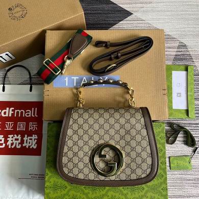 Gucci Blondie Medium Top-Handle Bag in Beige/Ebony GG Supreme Canvas