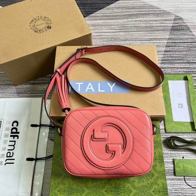Gucci Blondie Small Shoulder Bag in Pink Matelassé Leather