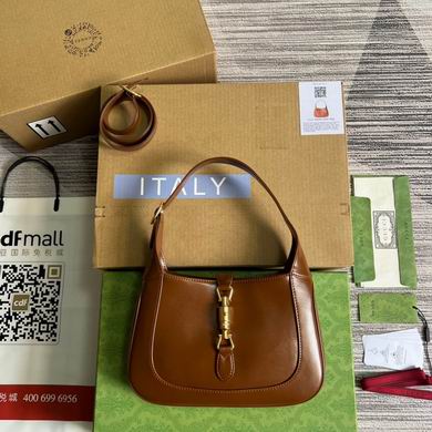 Gucci Jackie 1961 Small Shoulder Bag in Brown Leather with Gold Hardware