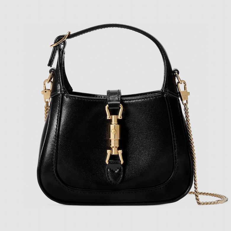 Gucci Jackie 1961 Mini Shoulder Bag in Black Leather with Gold Piston Closure