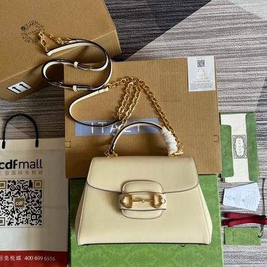Gucci Horsebit 1955 Medium Top-Handle Bag in Cream White Leather