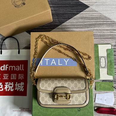 Gucci Horsebit 1955 Small Shoulder Bag in Beige GG Supreme Canvas