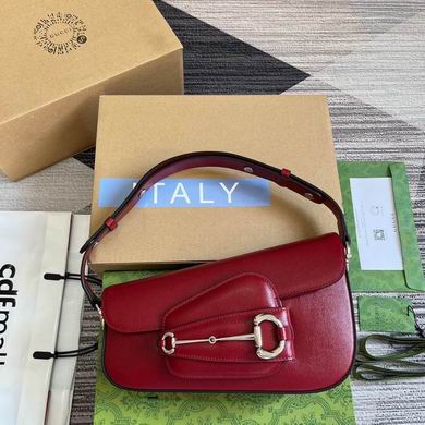 Gucci Horsebit 1955 Small Shoulder Bag in Red Leather
