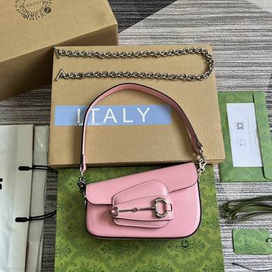 Gucci Horsebit 1955 Mini Shoulder Bag in Pink Leather with Chain Strap