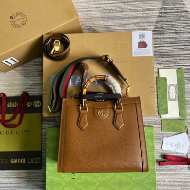 Gucci Diana Small Tote Bag in Tan Grained Leather with Bamboo Handles