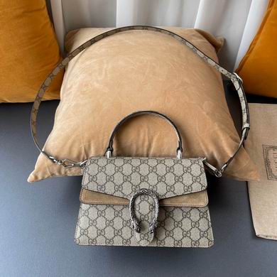 Gucci Dionysus Small Top-Handle Bag in Beige GG Supreme Canvas