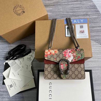 Gucci Dionysus Mini GG Blooms Shoulder Bag in Floral GG Supreme Canvas