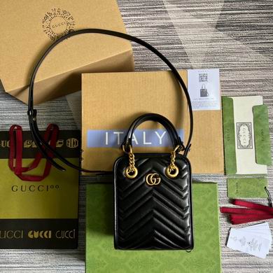 Gucci GG Marmont Mini Top-Handle Bag in Black Matelassé Leather