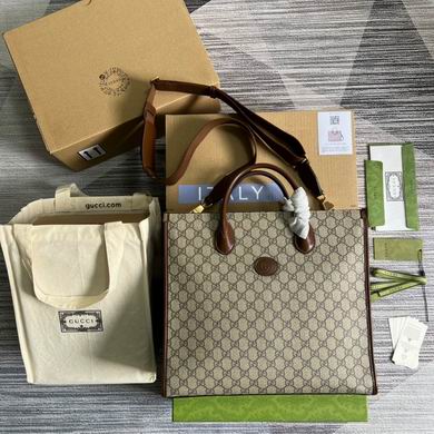 Gucci Medium Tote Bag with Interlocking G in Beige and Ebony GG Supreme Canvas