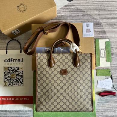 Gucci Medium Tote Bag with Interlocking G in Beige GG Supreme Canvas