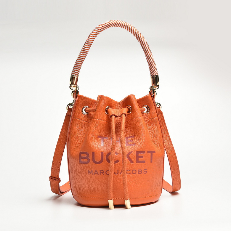 Marc Jacobs The Bucket Bag in Orange Pebbled Leather with Rope Handle