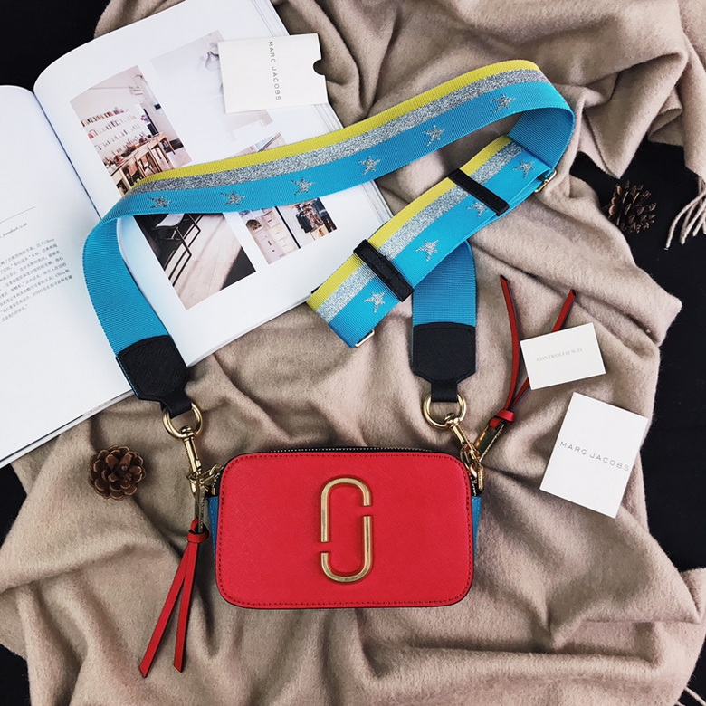 Marc Jacobs Snapshot Small Camera Crossbody Bag in Red Color Block with Star Strap